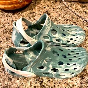 Wear twice only Merrell big kids hydro moc size 3